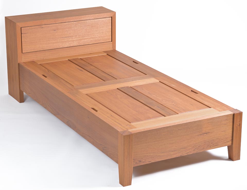 チークのベッド01